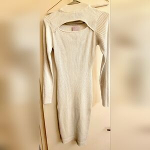 Stretchy dress with shimmy glitter.